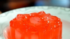 Giảm cân đơn giản với món thạch rau câu dưa hấu